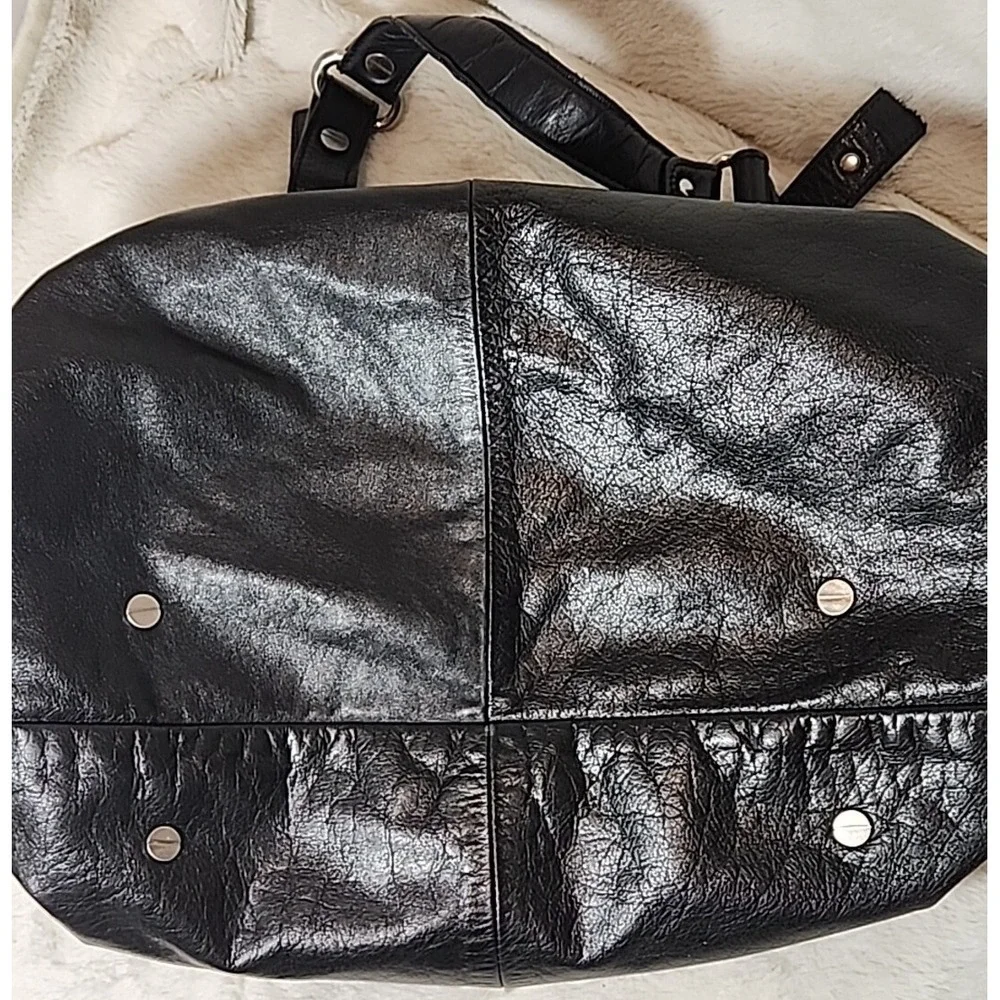 Kenneth Cole‎ New York Leather Womens Shoulder Bag Purse BLACK Silver Hardware